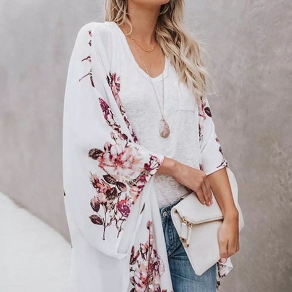 New! Open Floral Kimono - Picture 2 of 6